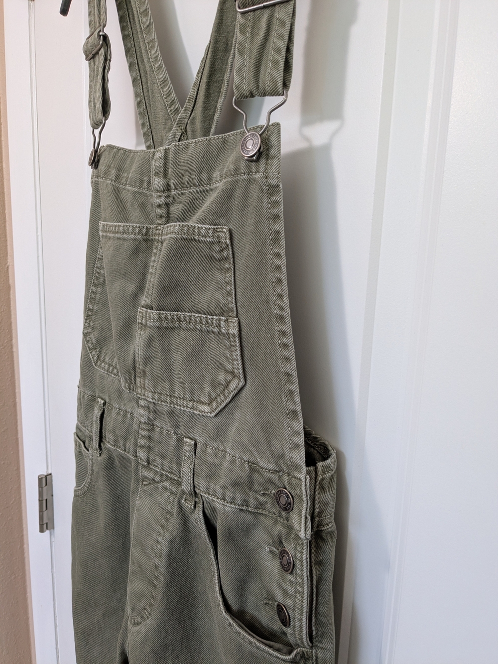 We The Free Military Green Ziggy Denim Overalls XS Great Used Condition - Picture 4 of 9